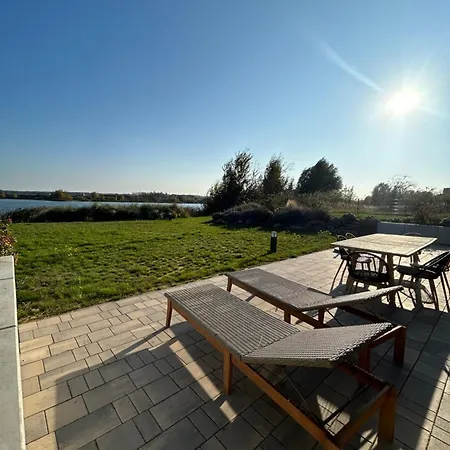 - Idyllisches Mit Privatstrand Und Sauna In Der Naehe Von Leipzig #hausmaja * Lobnitz (Saxony)