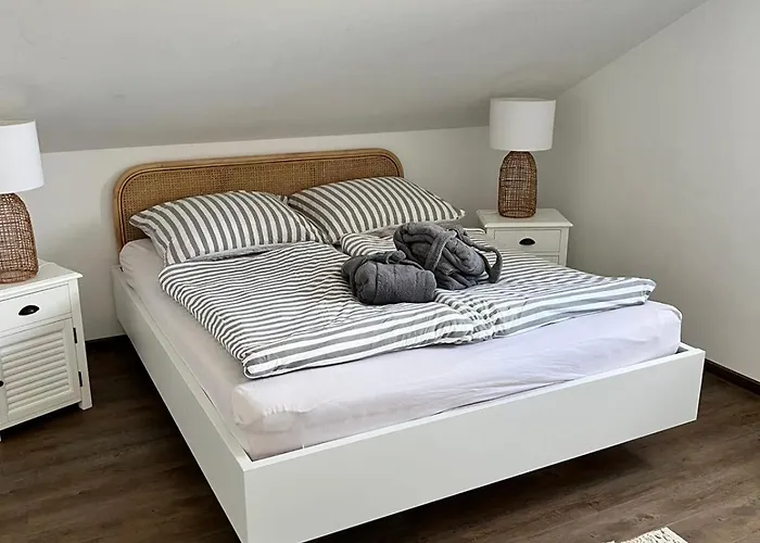 - Idyllisches Mit Privatstrand Und Sauna In Der Naehe Von Leipzig #hausmaja بيت للعطل